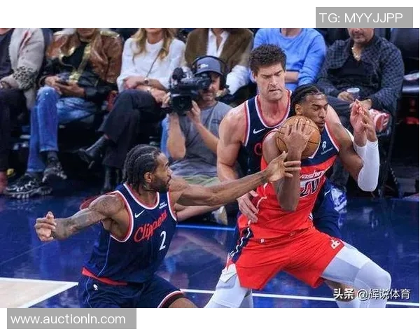 快船队冲刺季后赛，备受瞩目