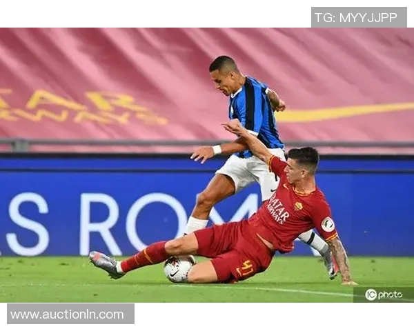 桑切斯个人荣誉加冕，球迷纷纷送上祝福